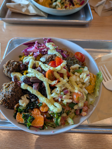 Photo of mezeh - 555 Compass Pt Plz Suite 100, Leesburg, VA 20175