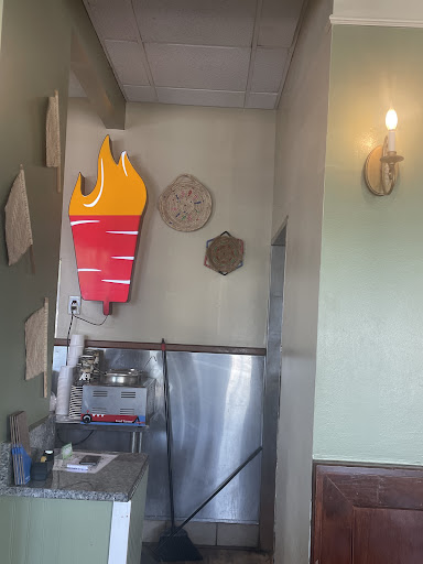 Photo of SHAWARMA MAN - 25859 Lahser Rd, Southfield, MI 48033