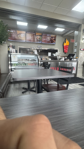 Photo of SHAWARMA MAN - 25859 Lahser Rd, Southfield, MI 48033