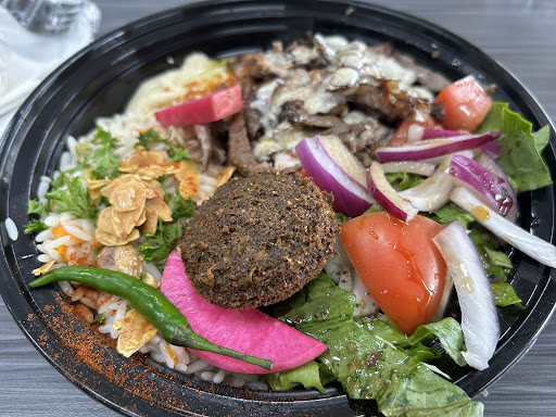 Photo of SHAWARMA MAN - 25859 Lahser Rd, Southfield, MI 48033