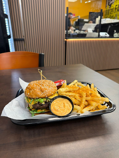 Photo of Billi’s Shawarma - 29111 W 8 Mile Rd, Livonia, MI 48152