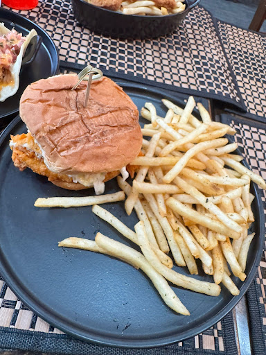 Photo of Hunger Halal Burgers, Platters & Pastas - 523 Moonachie Ave, Wood-Ridge, NJ 07075