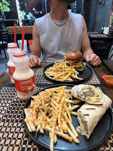 Photo of Hunger Halal Burgers, Platters & Pastas - 523 Moonachie Ave, Wood-Ridge, NJ 07075