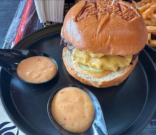 Photo of Hunger Halal Burgers, Platters & Pastas - 523 Moonachie Ave, Wood-Ridge, NJ 07075