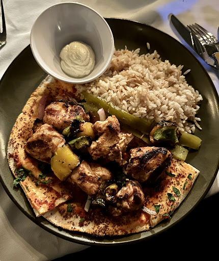 Photo of 961 RESTAURANT - 2 Washington Sq, Worcester, MA 01604