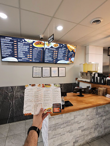 Photo of Grill & Shawarma House - 3142 N Narragansett Ave, Chicago, IL 60634