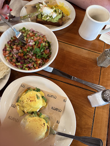 Photo of Mami - 15 E Madison Ave, Cresskill, NJ 07626