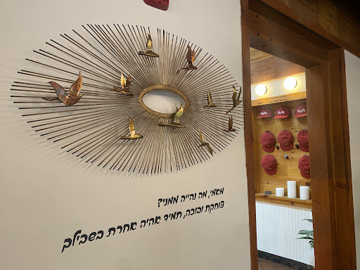 Photo of Mami - 15 E Madison Ave, Cresskill, NJ 07626