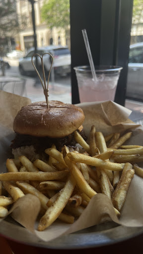 Photo of Gili's Kitchen - 126 W Adams St # 102, Jacksonville, FL 32202